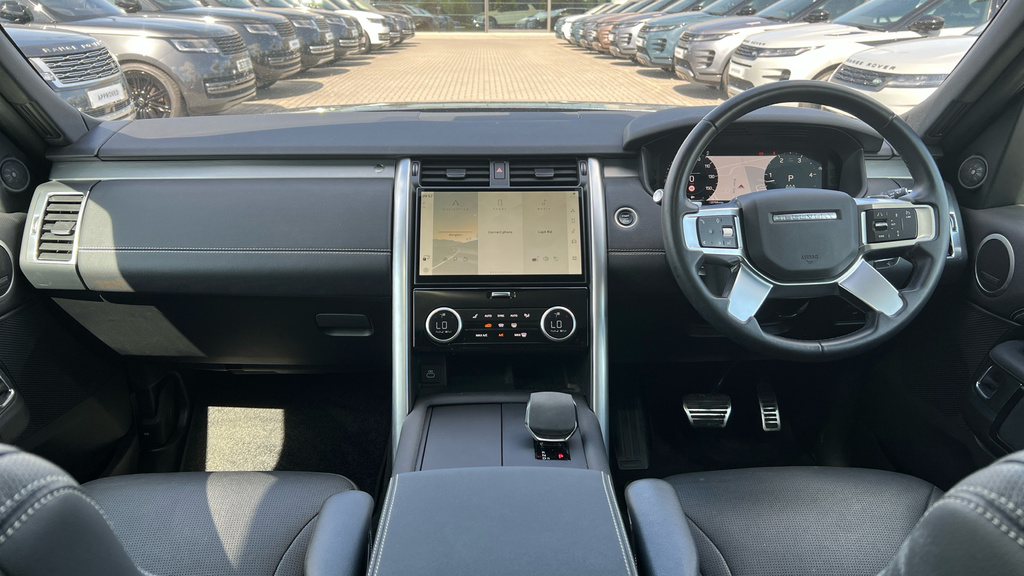 Land Rover Discovery R-dynamic Hse Black #37