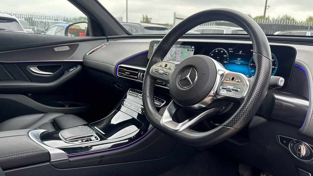 Mercedes-Benz EQC Amg Line Black #13