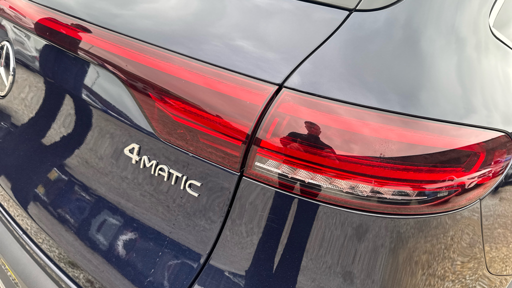 Mercedes-Benz EQC Amg Line Black #29