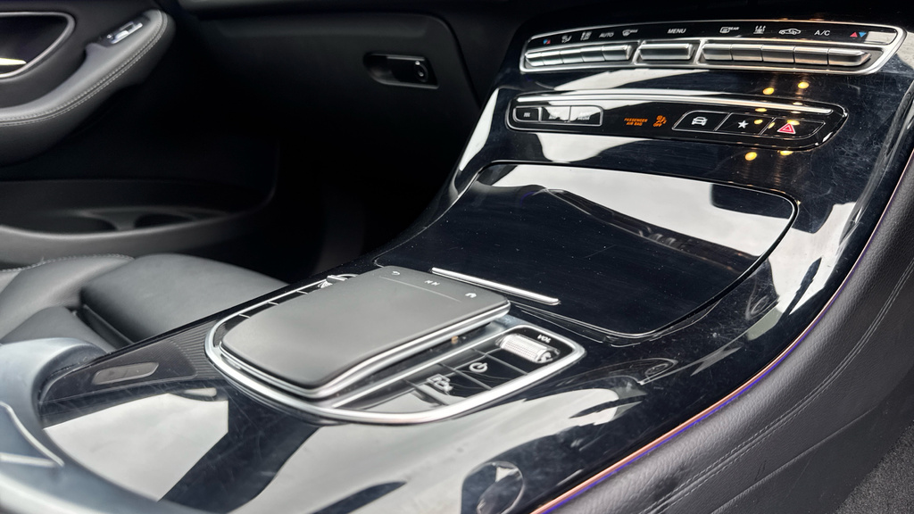 Mercedes-Benz EQC Amg Line Black #38