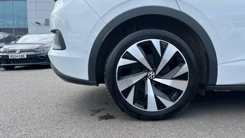Volkswagen ID.5 Pro 77Kwh Style Grey #17