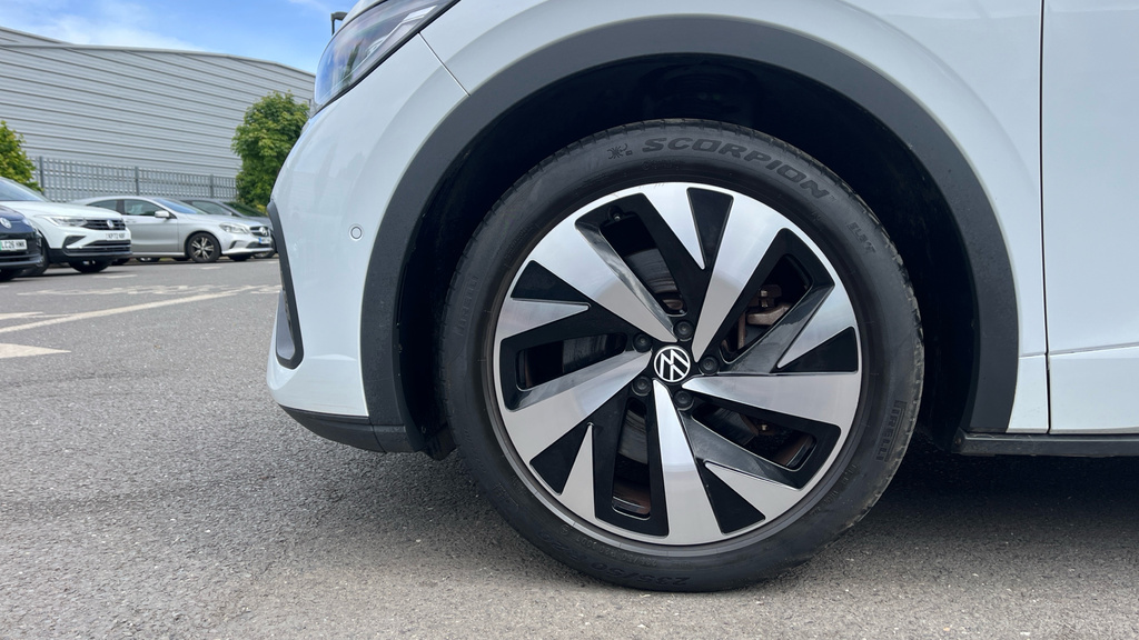 Volkswagen ID.5 Pro 77Kwh Style Grey #18