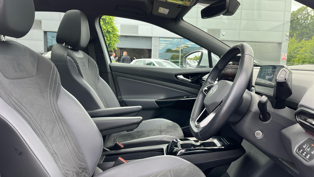 Volkswagen ID.5 Pro 77Kwh Style Grey #25