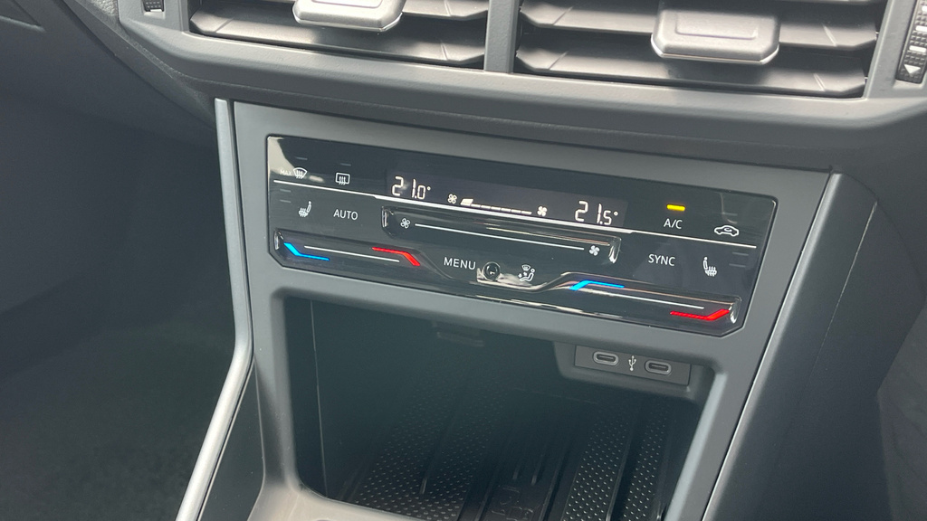 Volkswagen Polo Life Grey #25