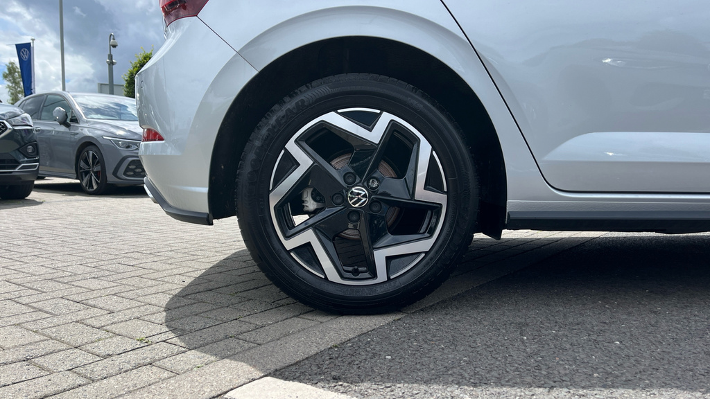 Volkswagen Polo Life Grey #17