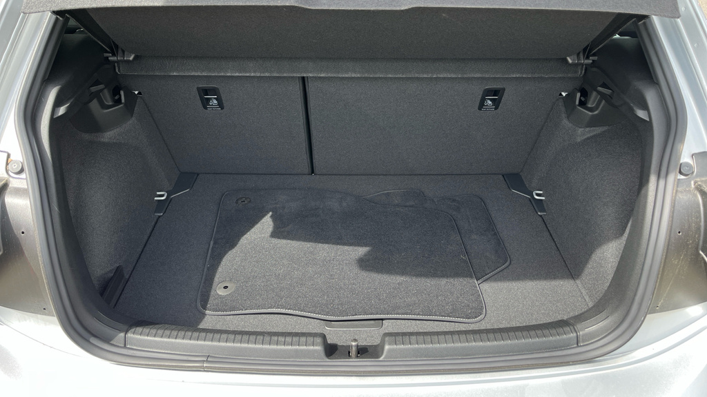 Volkswagen Polo Life Grey #15