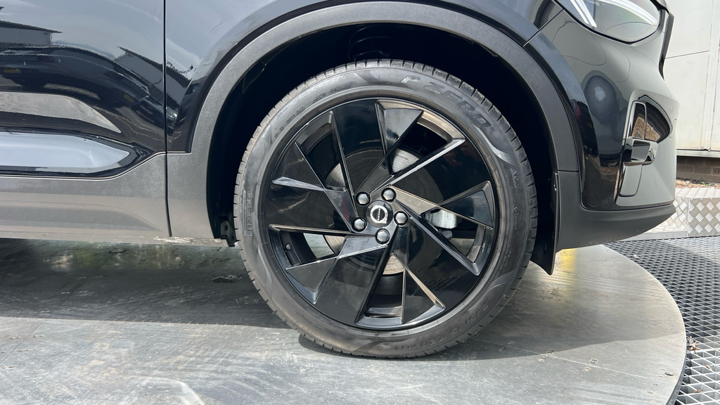 Volvo XC40 2.0 B4p Plus Dark Green #20