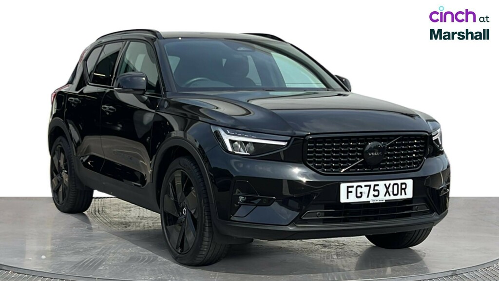 Volvo XC40 2.0 B4p Plus Dark Green #1