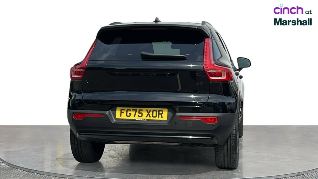 Volvo XC40 2.0 B4p Plus Dark Green #4