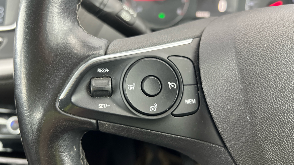 Vauxhall Grandland X Hatchback Black #16