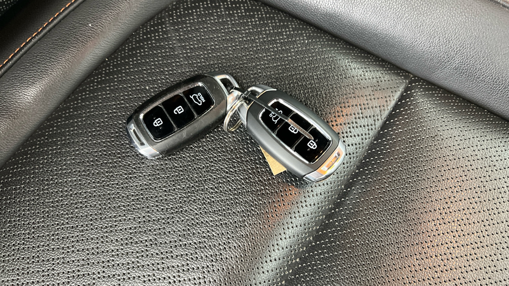 Hyundai Kona Se Red #26