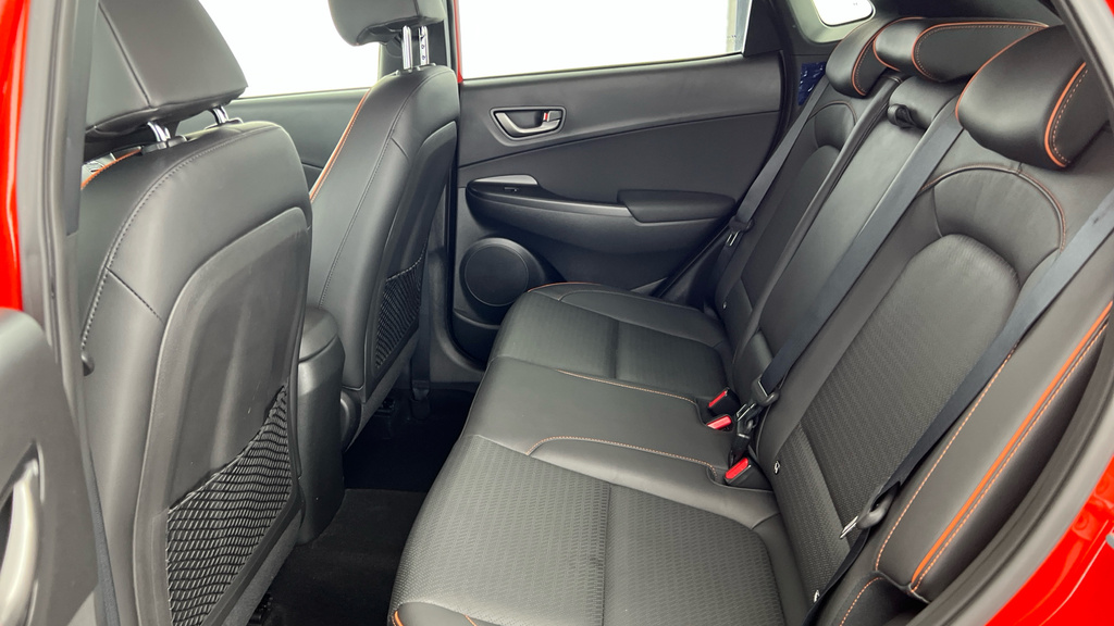 Hyundai Kona Se Red #18