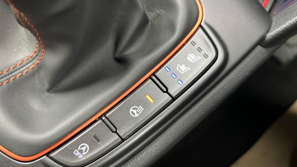 Hyundai Kona Se Red #14