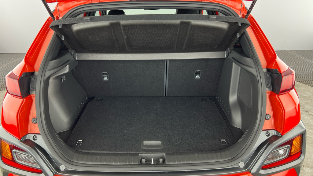 Hyundai Kona Se Red #19