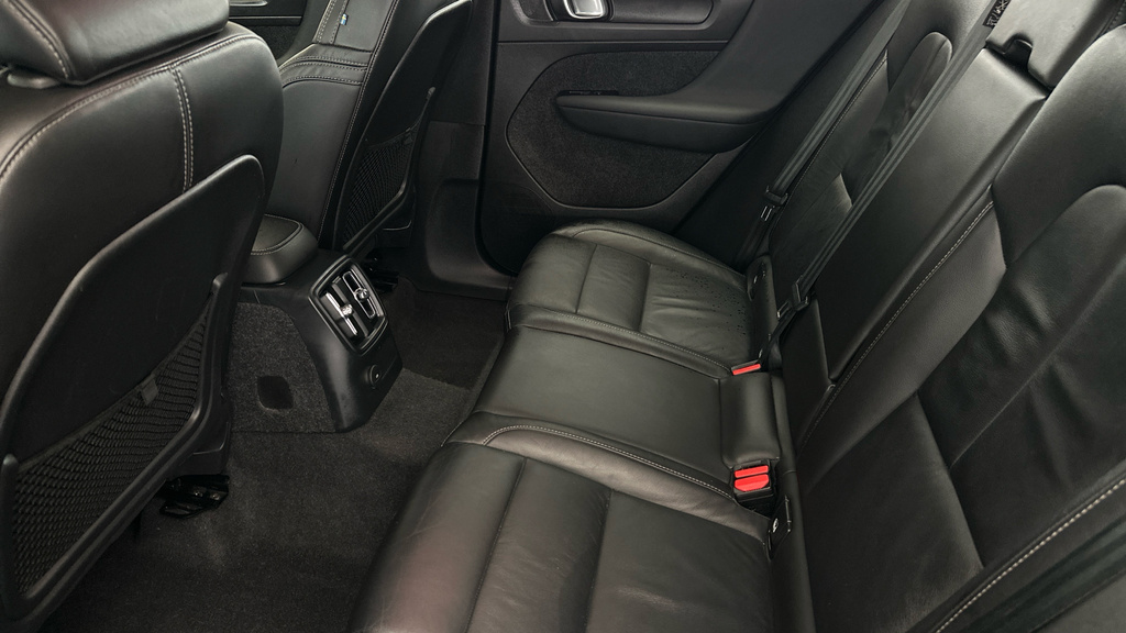 Volvo XC40 Xc40 Ultimate B4 Mhev Black #22