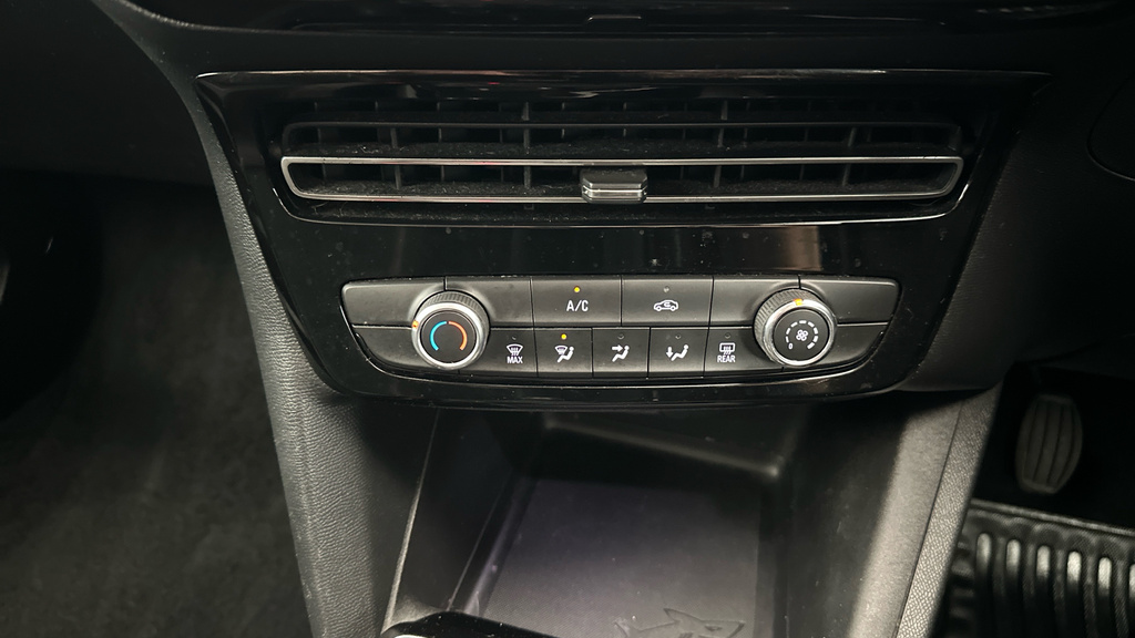 Vauxhall Mokka Sri Black #13