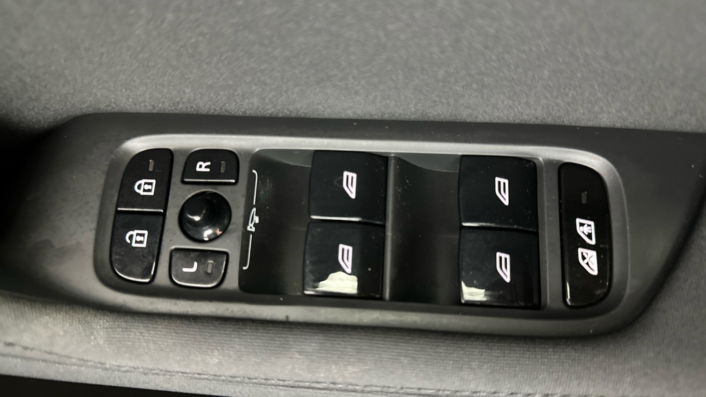 Polestar 2 Polestar 2 Long Range Dual Motor 78 Kwh Black #14