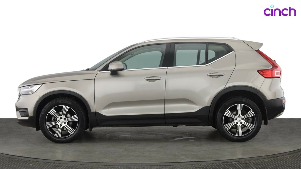 Volvo XC40 2.0 B4p R Design Red #6
