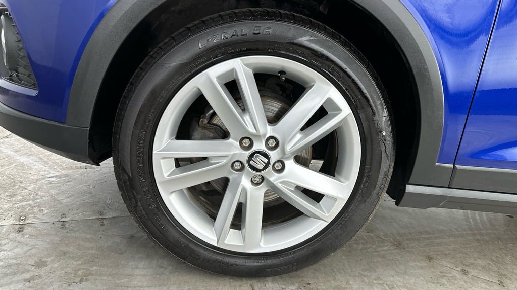 Seat Arona Arona Se Technology Tsi White #24