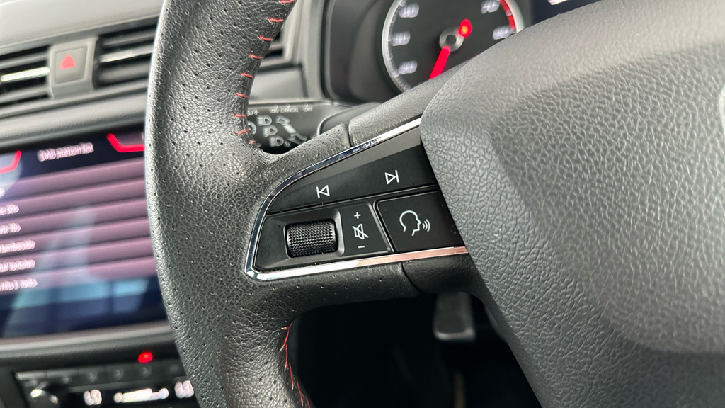 Seat Arona Arona Se Technology Tsi White #17