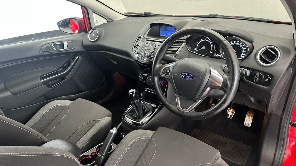Ford Fiesta Zetec Black #9