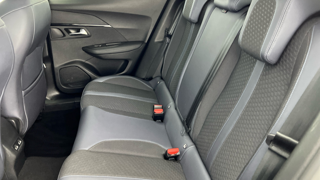 Peugeot 2008 Allure Grey #23