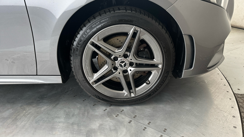 Mercedes-Benz A Class A250e Amg Line Executive Black #24