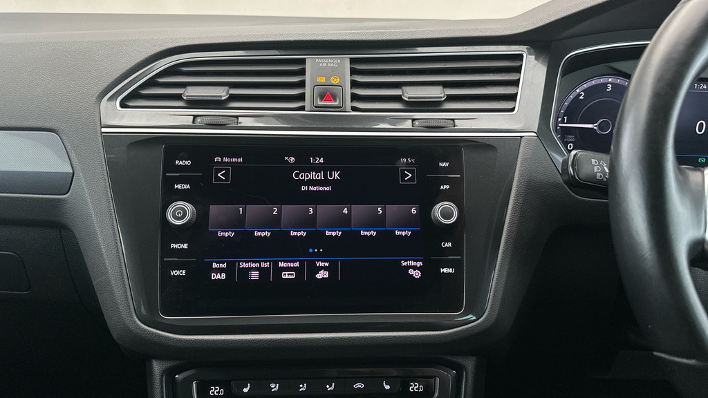 Volkswagen Tiguan Se Navigation Grey #20