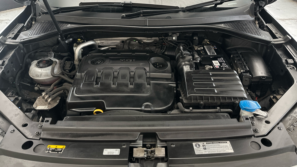 Volkswagen Tiguan Se Navigation Grey #24