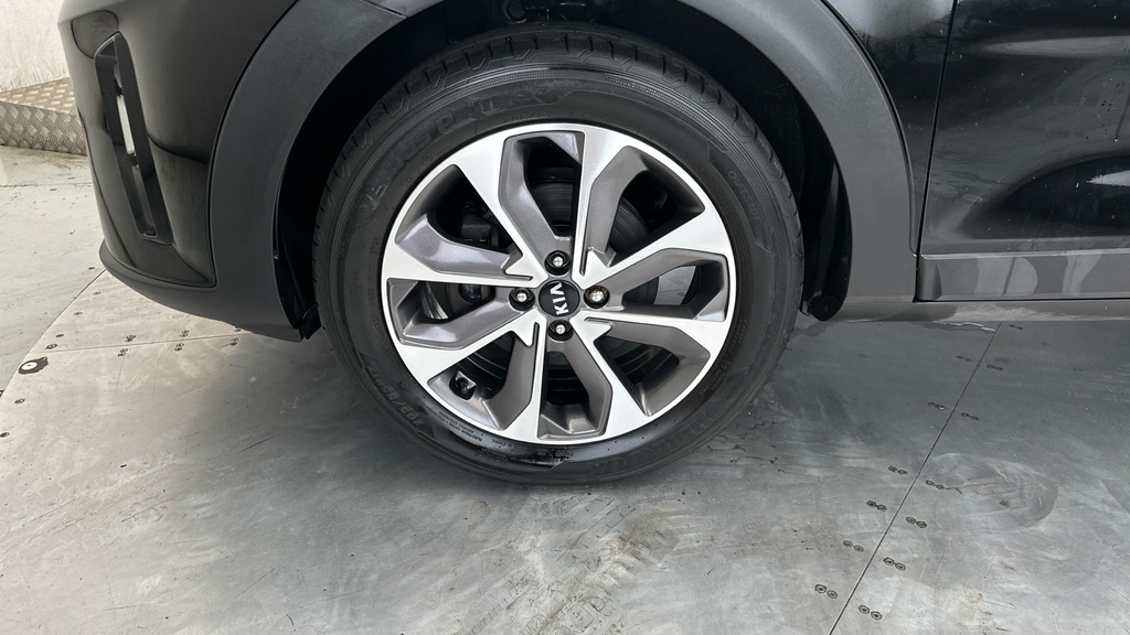 Kia Stonic 1.0T Gdi 3 White #21