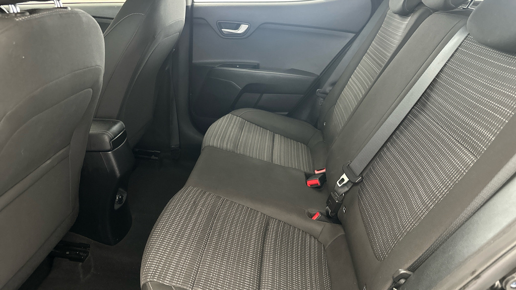 Kia Stonic 1.0T Gdi 3 White #18