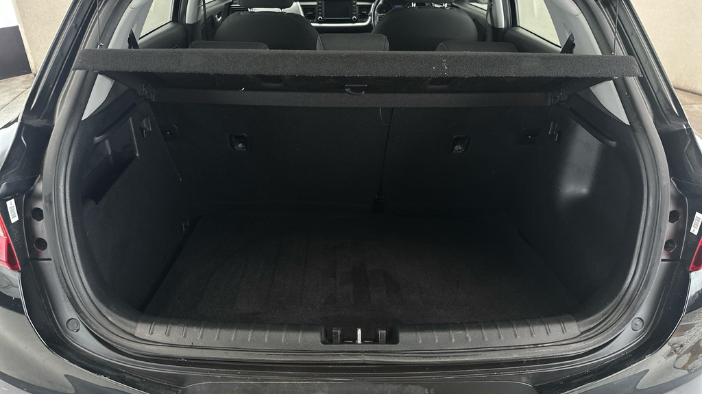 Kia Stonic 1.0T Gdi 3 White #19