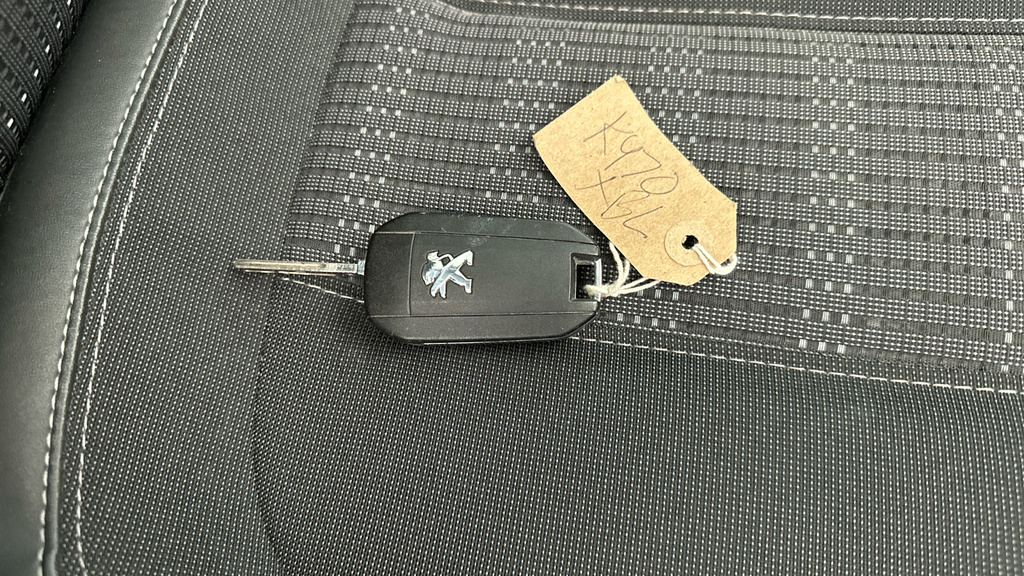 Peugeot 308 1.2 Puretech 130 Tech Edition Grey #30