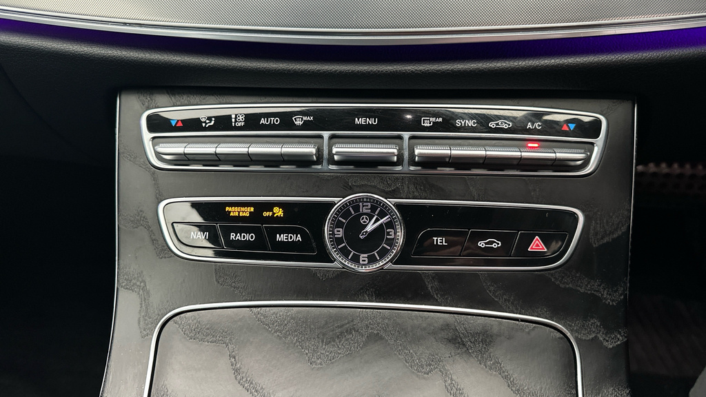 Mercedes-Benz E Class E 200 Amg Line Premium 9G-tronic Black #15
