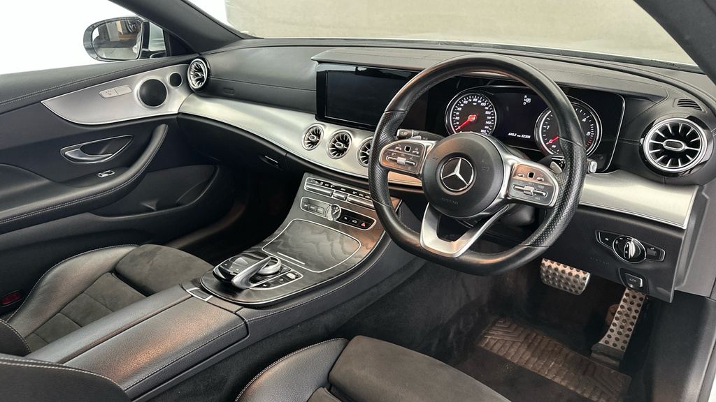 Mercedes-Benz E Class E 200 Amg Line Premium 9G-tronic Black #11
