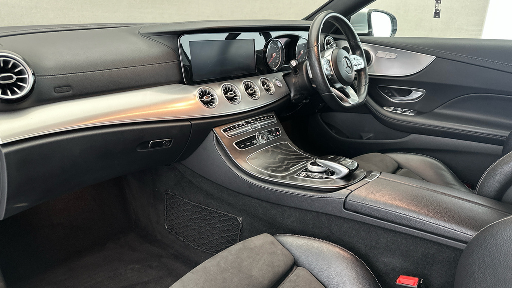 Mercedes-Benz E Class E 200 Amg Line Premium 9G-tronic Black #12