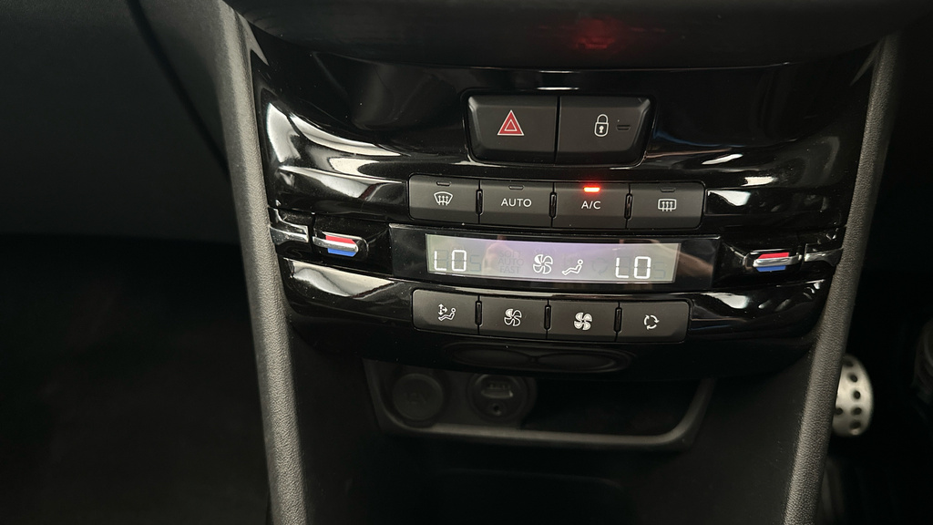 Peugeot 2008 Ss Gt Line Black #14
