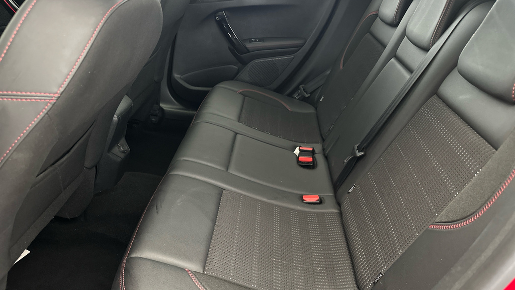 Peugeot 2008 Ss Gt Line Black #21