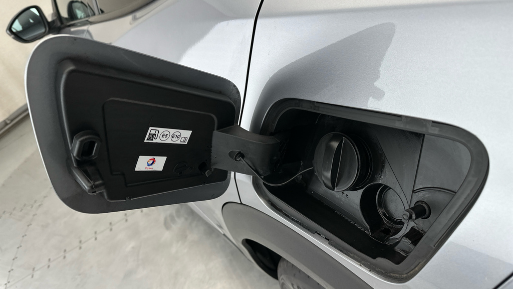 Peugeot 2008 Gt Grey #30