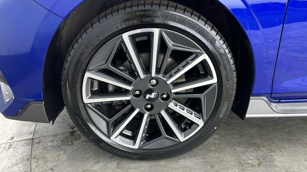 Hyundai I20 Premium White #26