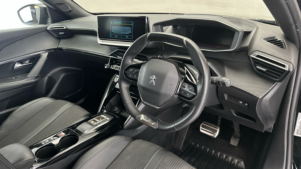 Peugeot e-2008 50Kwh Gt #11