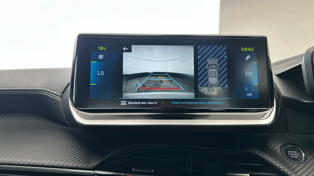 Peugeot e-2008 50Kwh Gt #18