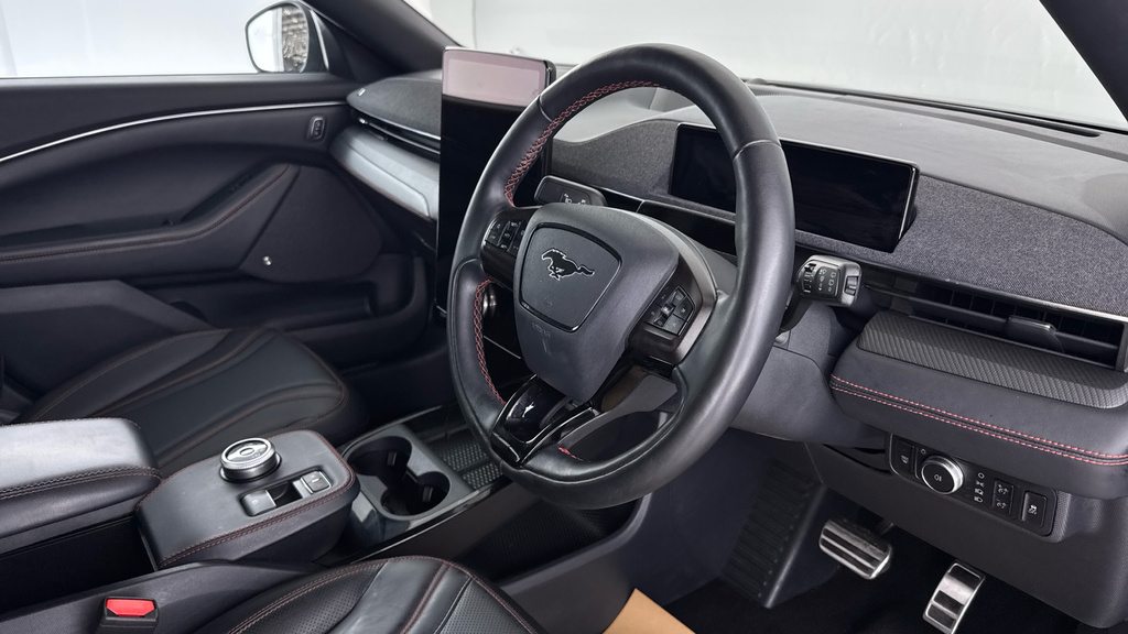 Ford Mustang Mach-E 198Kw Standard Range 68Kwh Rwd Black #9