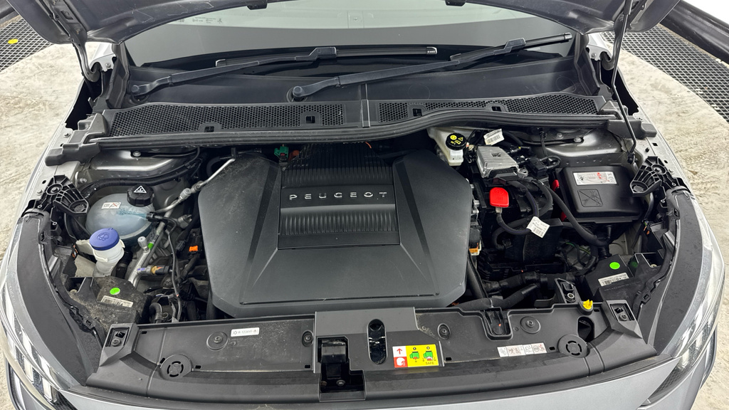 Peugeot e-208 208 Allure Ev Red #16