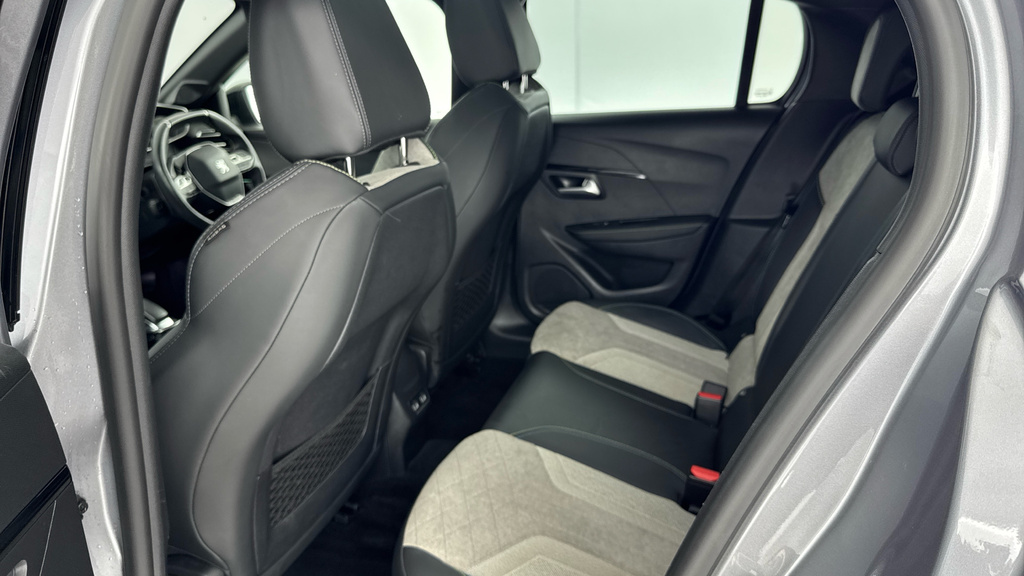 Peugeot e-208 208 Allure Ev Red #14