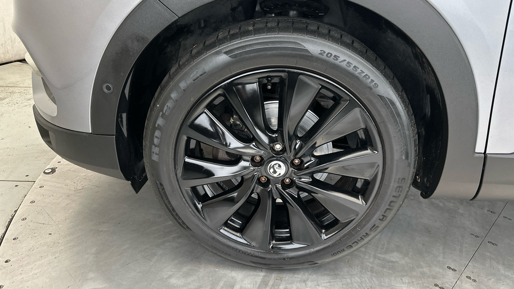 Vauxhall Grandland X Griffin Edition Grey #25