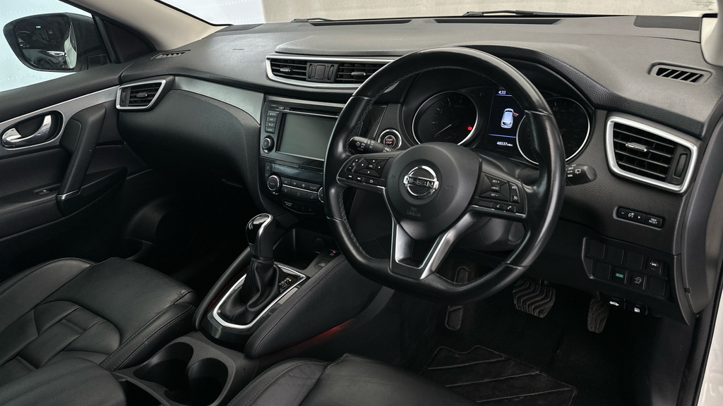 Nissan Qashqai 1.3 Dig-t 160 N-tec Dct Black #12