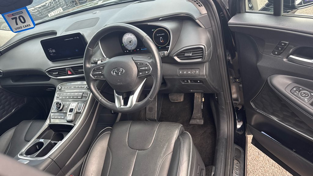 Hyundai Santa Fe Ultimate Black #9