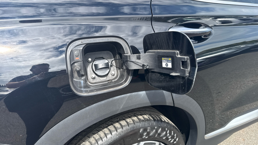 Hyundai Santa Fe Ultimate Black #23