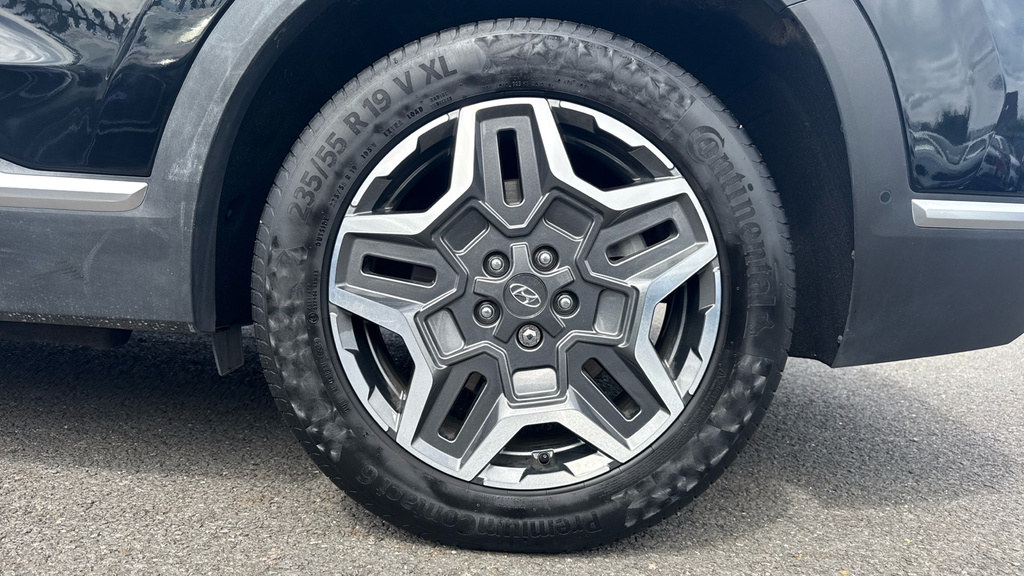 Hyundai Santa Fe Ultimate Black #18